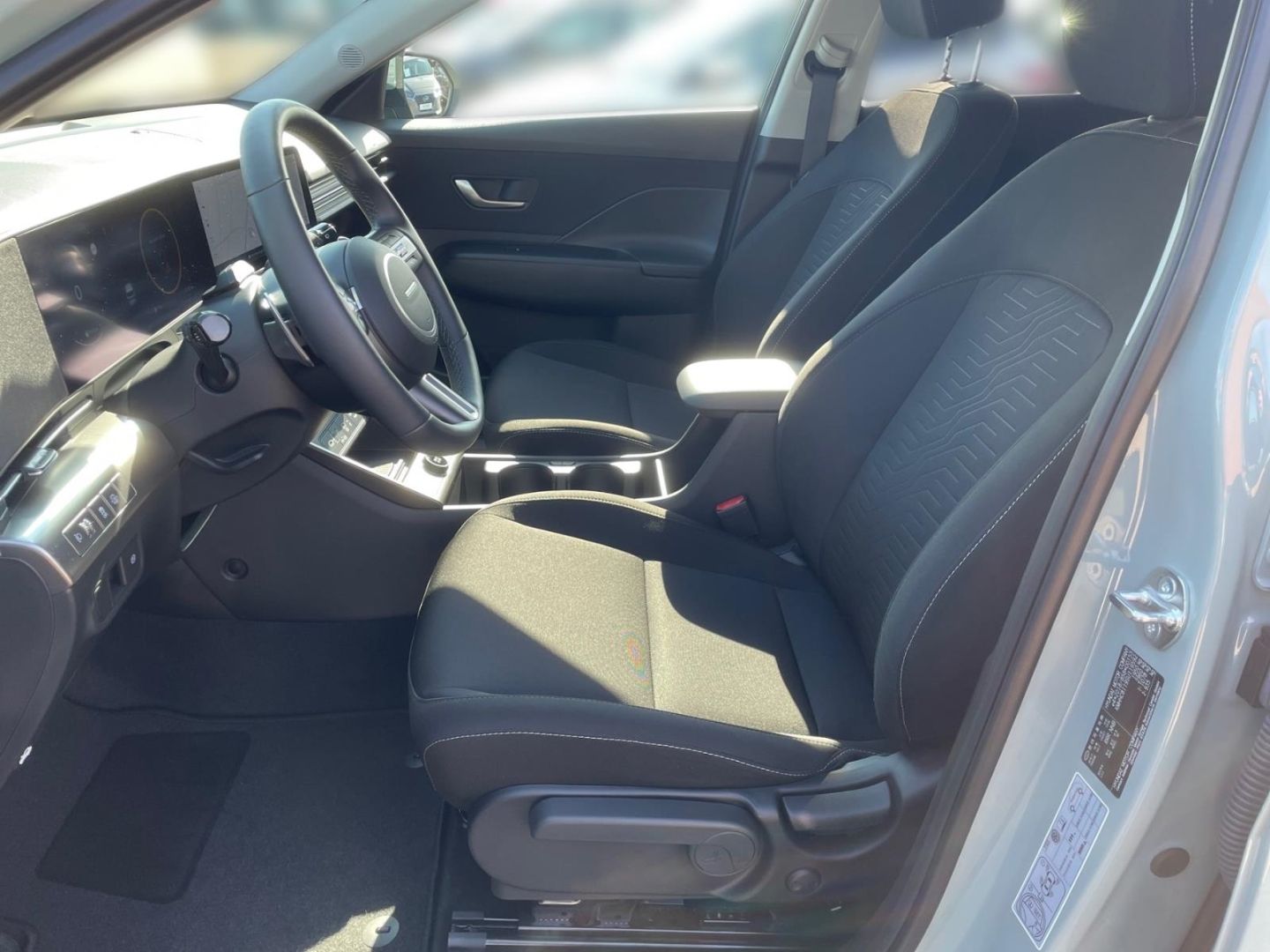 Fahrzeugabbildung Hyundai KONA 1.6 Hybrid Trend Lichtpaket Navigation LED