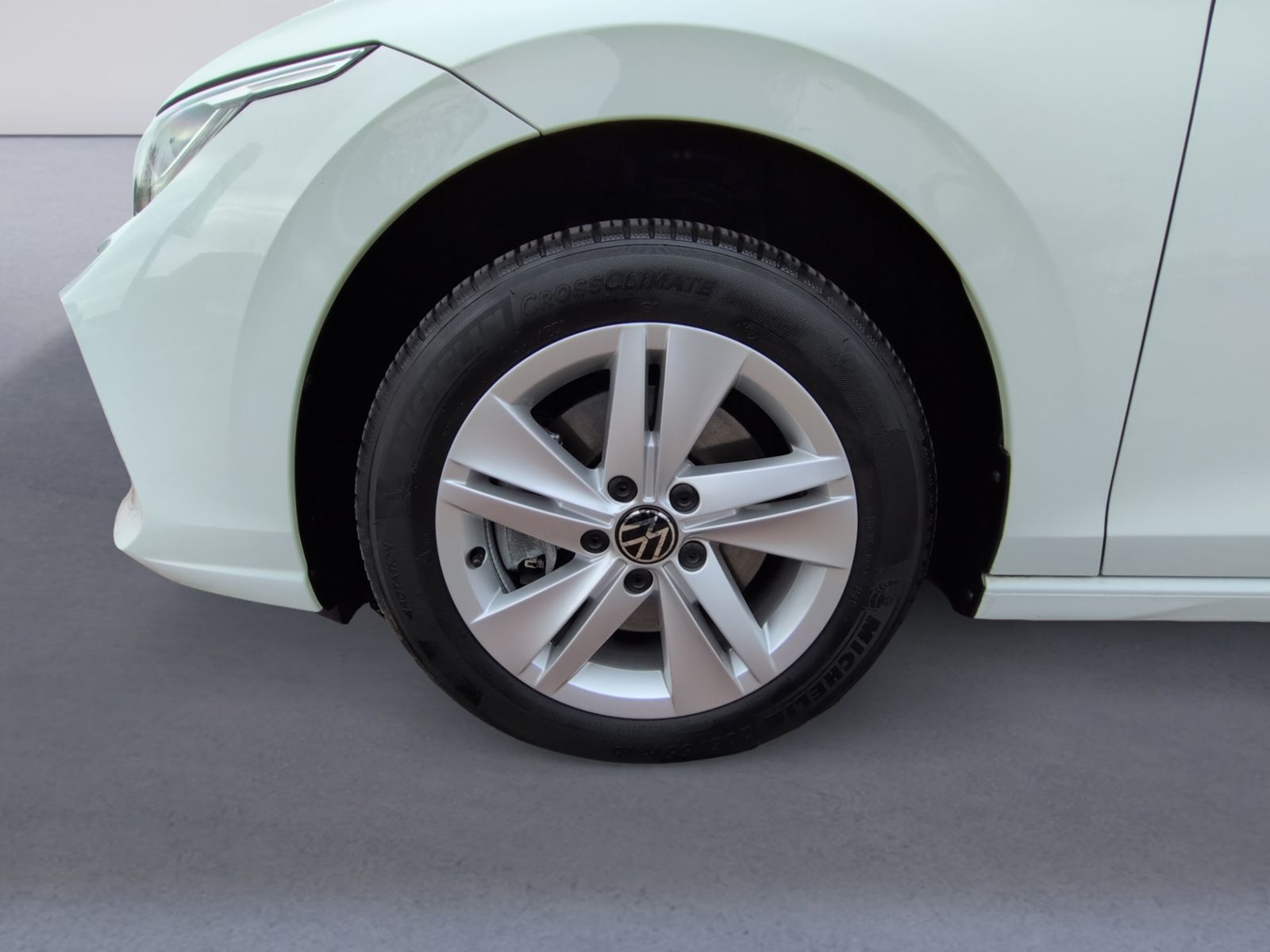 Golf VIII Variant 2.0TDI DSG Life HUD+AHK+LED