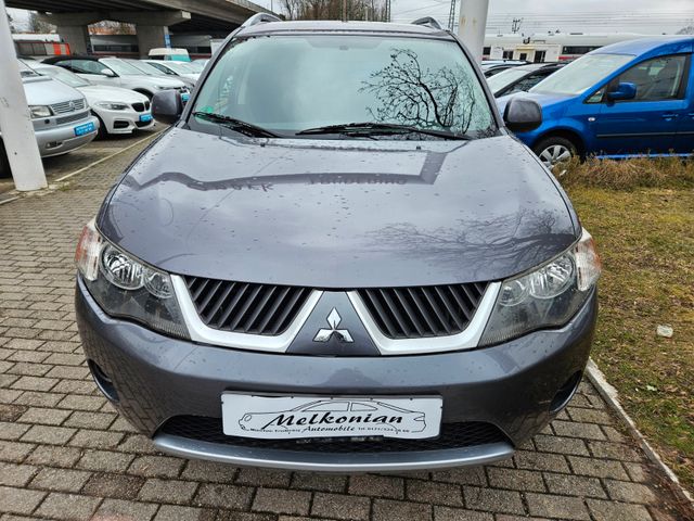 Mitsubishi Outlander 2.0 DI-D Invite*4x4*AHK*6Gang*