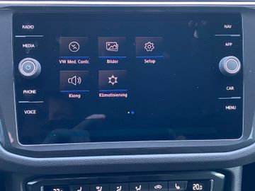 Bild 15 VW TIGUAN HIGLINE NAVI WINTERPAKET AUTOMATIK