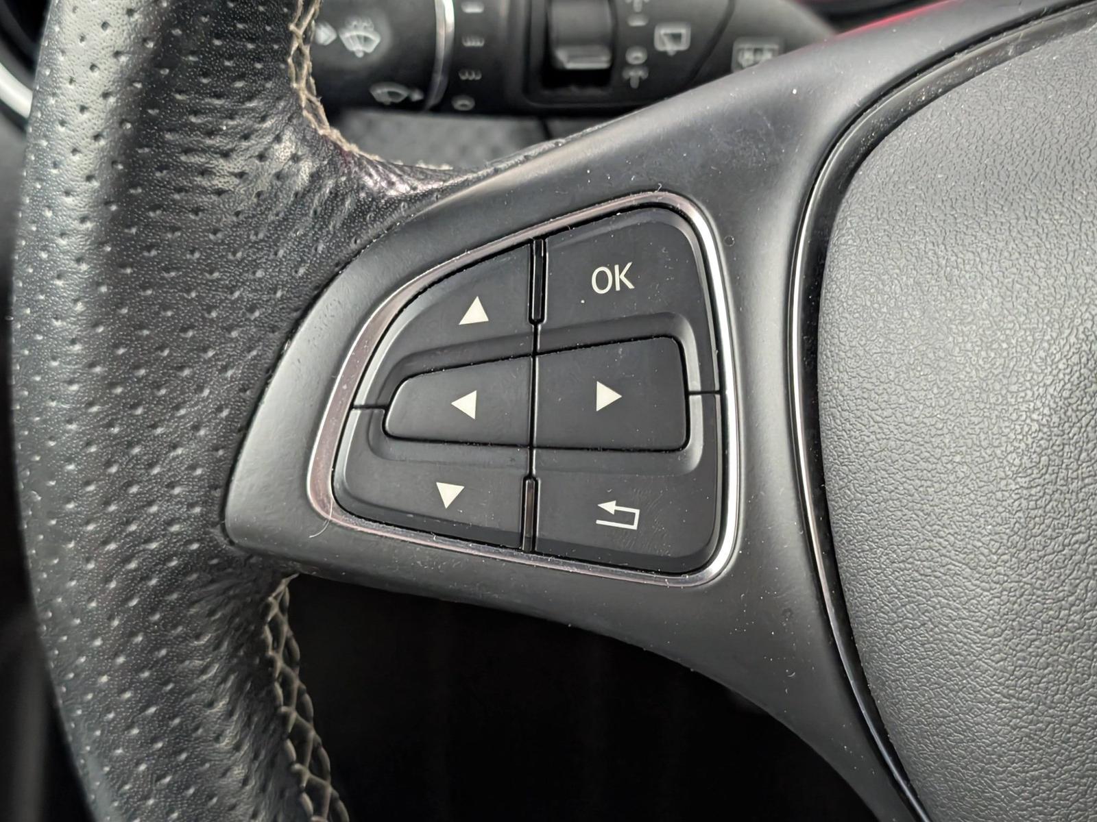 Mercedes-Benz A 180 1.6 Urban Navi LED Klima SHZ