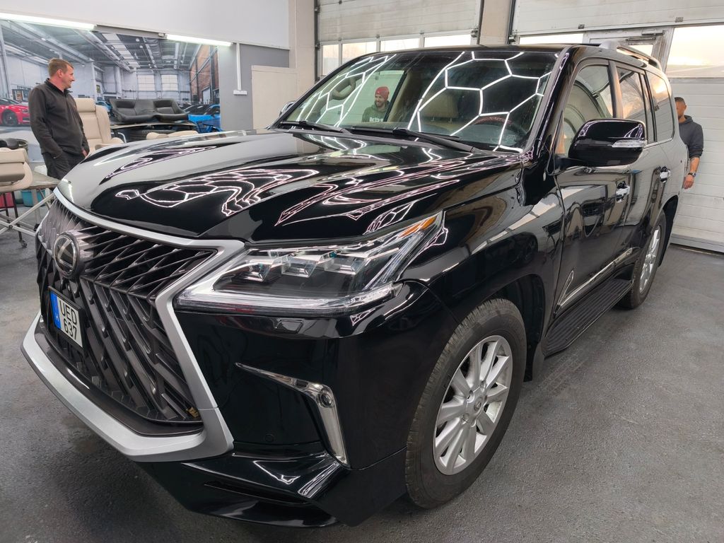 Lexus LX 570
