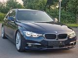 BMW 330 D*LUXURY SPORT LINE*INDIVIDUAL*AUT*HEAD UP* - BMW 330 in Duisburg