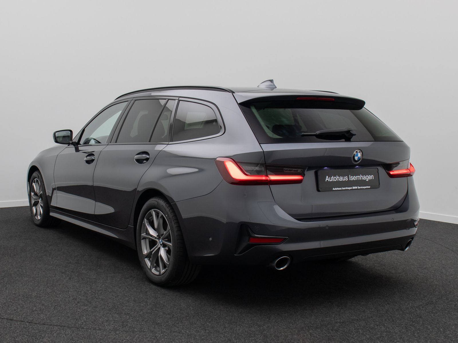 Fahrzeugabbildung BMW 320d xD Sport Line Alarm AHK DAB HiFi DrivAssist