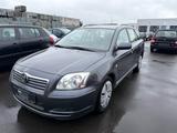 Toyota AVENSIS KOMBI*PREIS MIT GARANTIE*TÜV+KUPLUNG NEU - Toyota Avensis aus 2005: Kombi