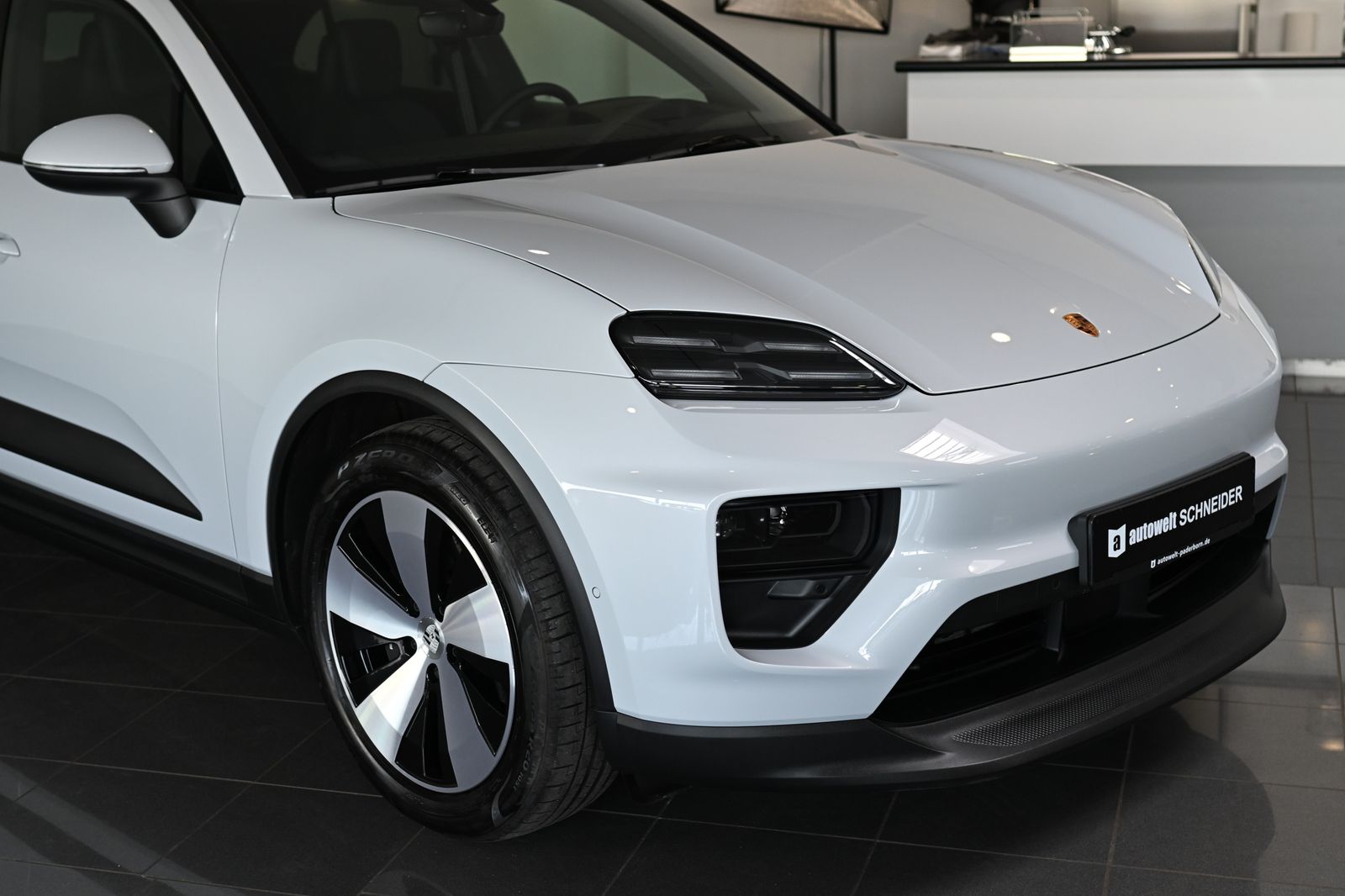 Porsche Macan Electric 100 kWh HUD ACC Leder CarPlay LED foto 7