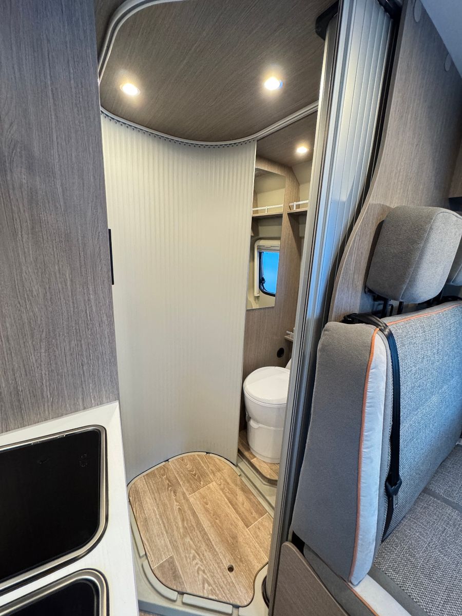 Fahrzeugabbildung Pössl 600 2WIN R PLUS CITROEN SCHLAFDACH AHK KAMERA