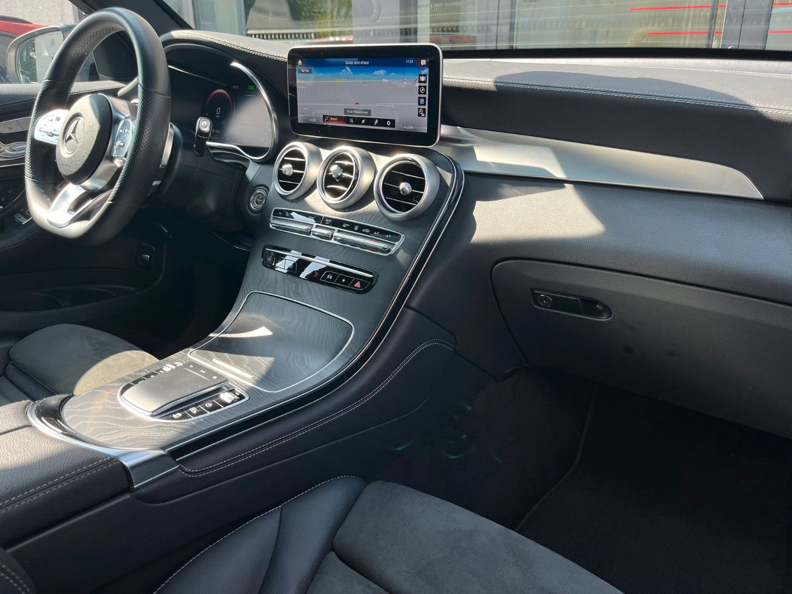 Fahrzeugabbildung Mercedes-Benz GLC 300 GLC -Klasse GLC 300 de 4Matic