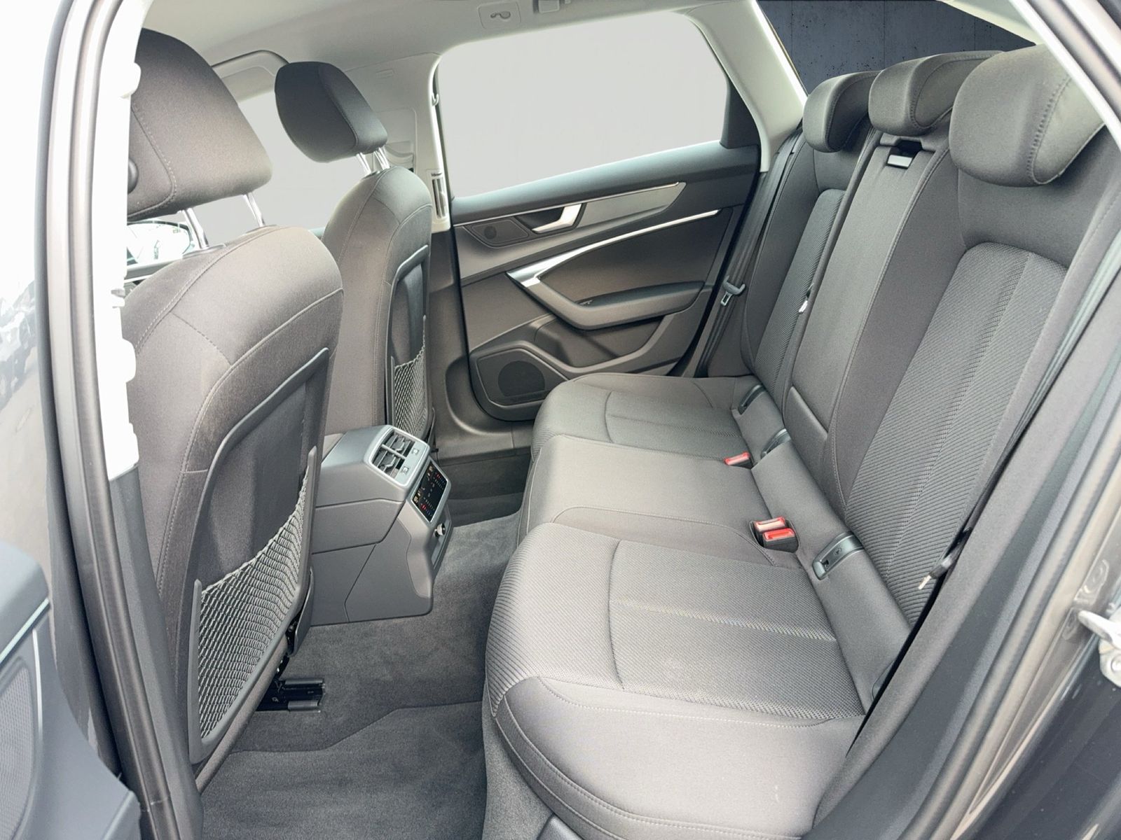 Audi A6 - Bild 13