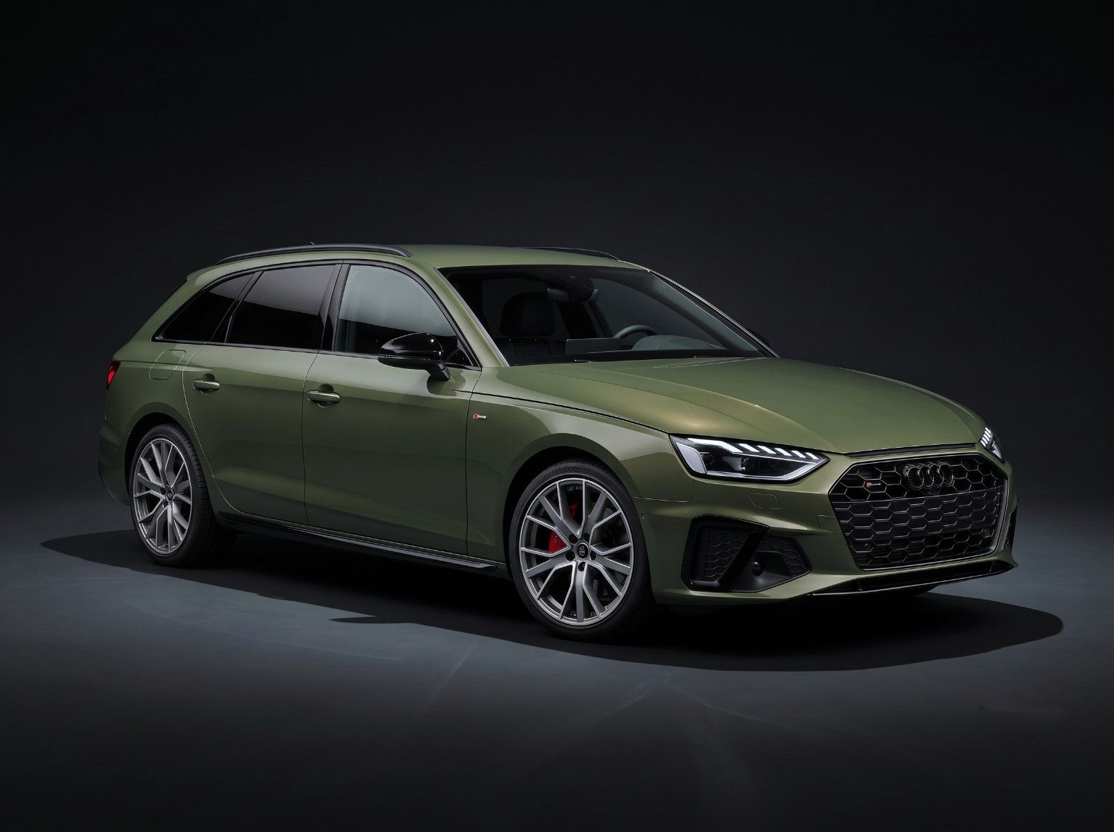 Fahrzeugabbildung Audi A4 Avant 40 TFSI S line | Matrix | Pano | Massag