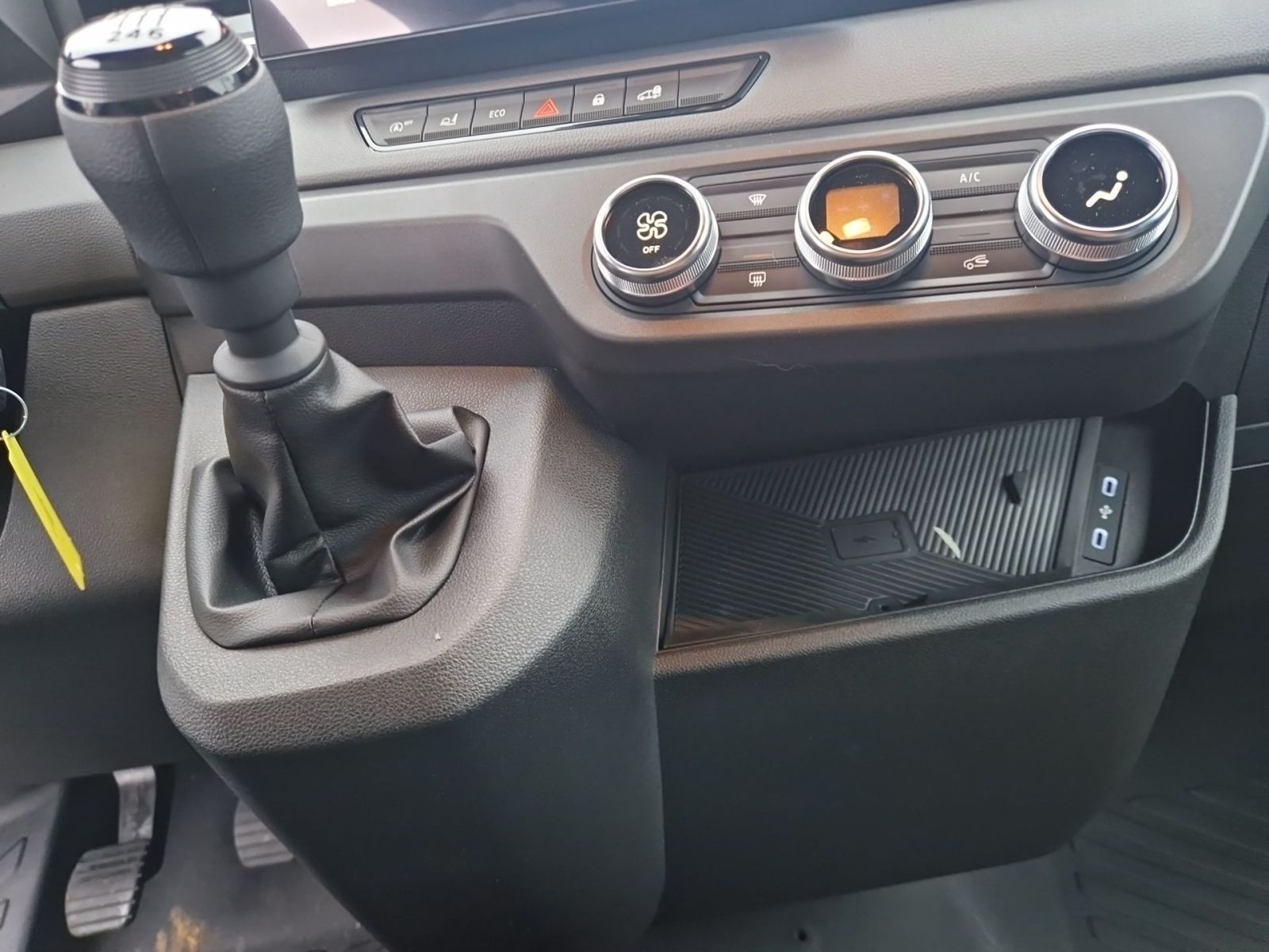 Fahrzeugabbildung Nissan Interstar NEUER Interstar Kastenwagen N-Connecta