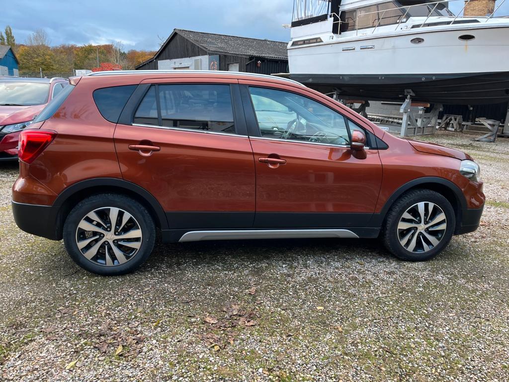 Suzuki (SX4) S-Cross