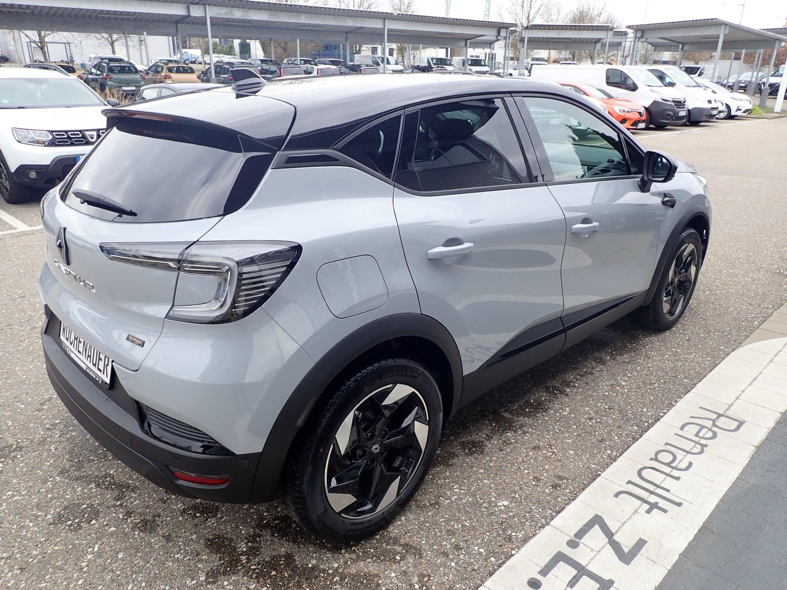 Fahrzeugabbildung Renault Captur Techno E-TECH Full Hybrid 145