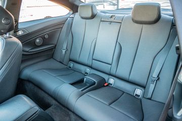 Fahrzeugabbildung BMW 435i Coupe xDrive |M-SPORT|SCHIEBEDACH|LEDER