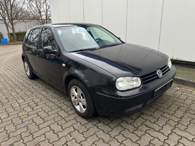 Volkswagen Golf 1.6 Highline NAVI*KLIMA*TOP ZUSTAND