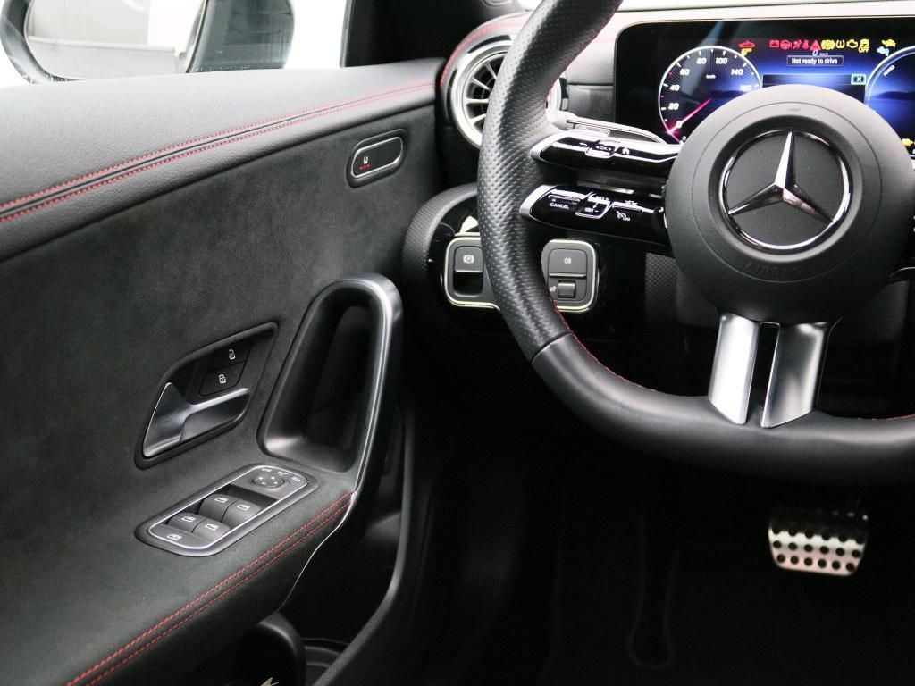 Mercedes-Benz CLA 250 Shooting Brake e Star Edition Nightpakke