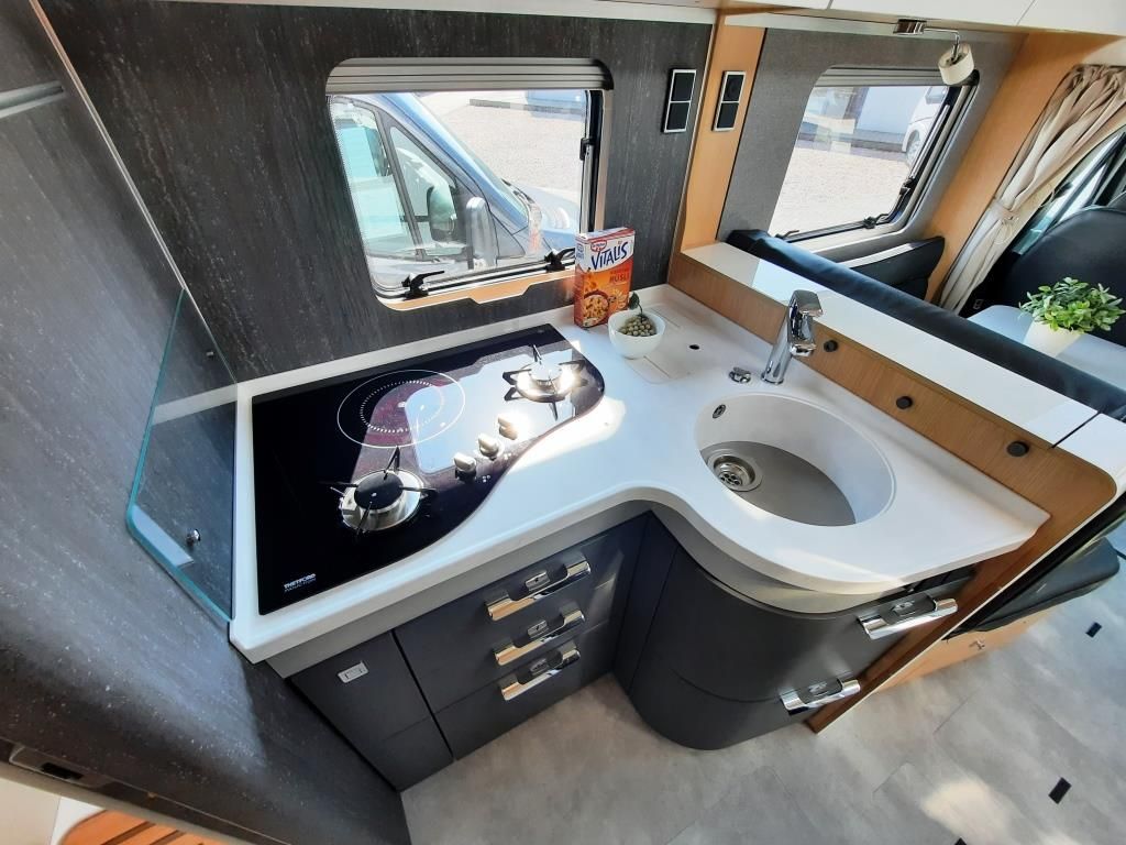 Fahrzeugabbildung HYMER / ERIBA / HYMERCAR B-Klasse ML T 780 BlackLine Verfüg./Sparen Sie 7