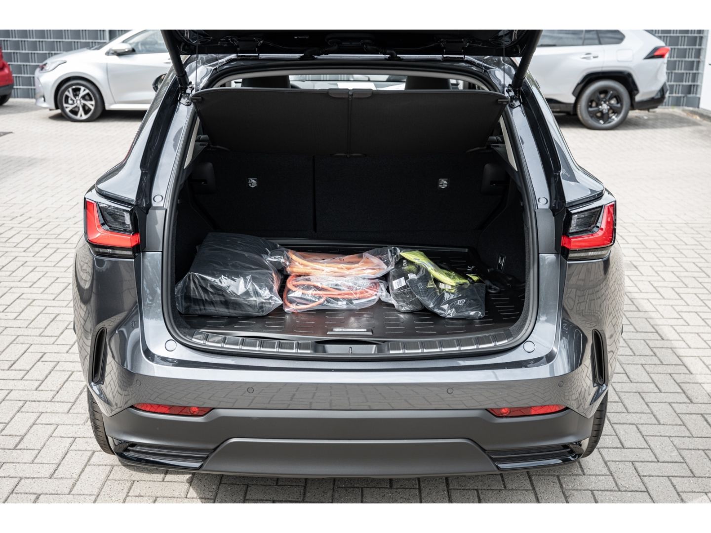 Lexus NX 450h - Bild 11