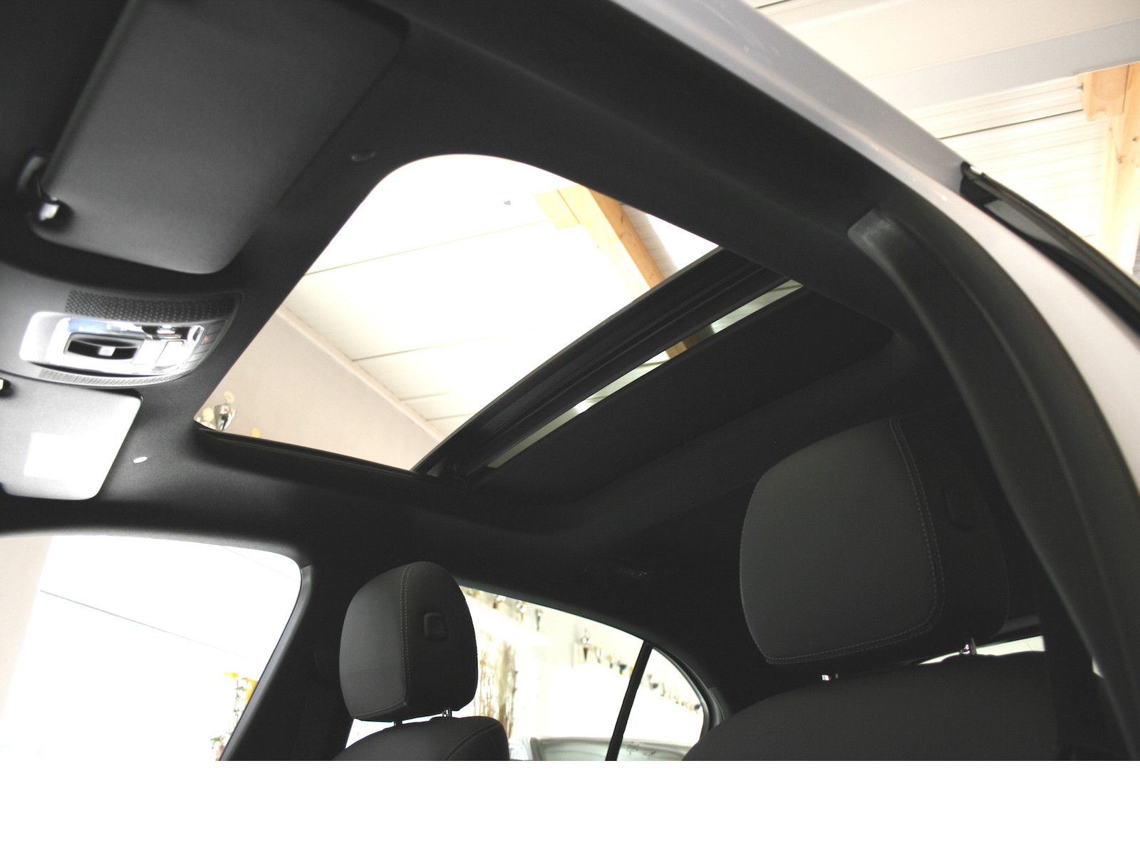 Fahrzeugabbildung Mercedes-Benz A 180 Progres. Line Advanced *Pano-Dach*Winter-P