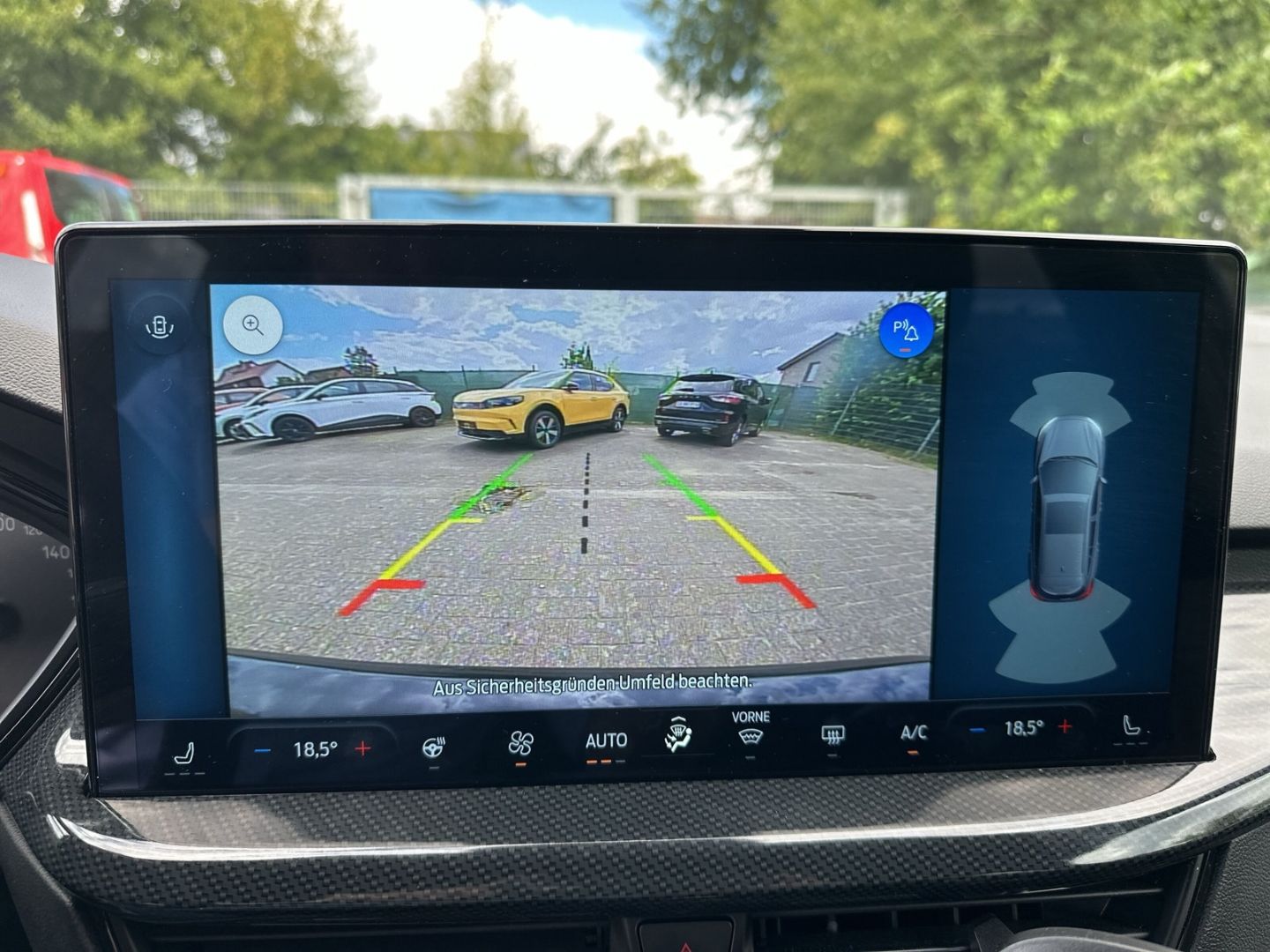 Fahrzeugabbildung Ford Focus Turnier ST-Line 1.0 EcoBoost Mild-Hybrid E