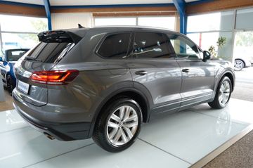 Volkswagen Touareg - 4
