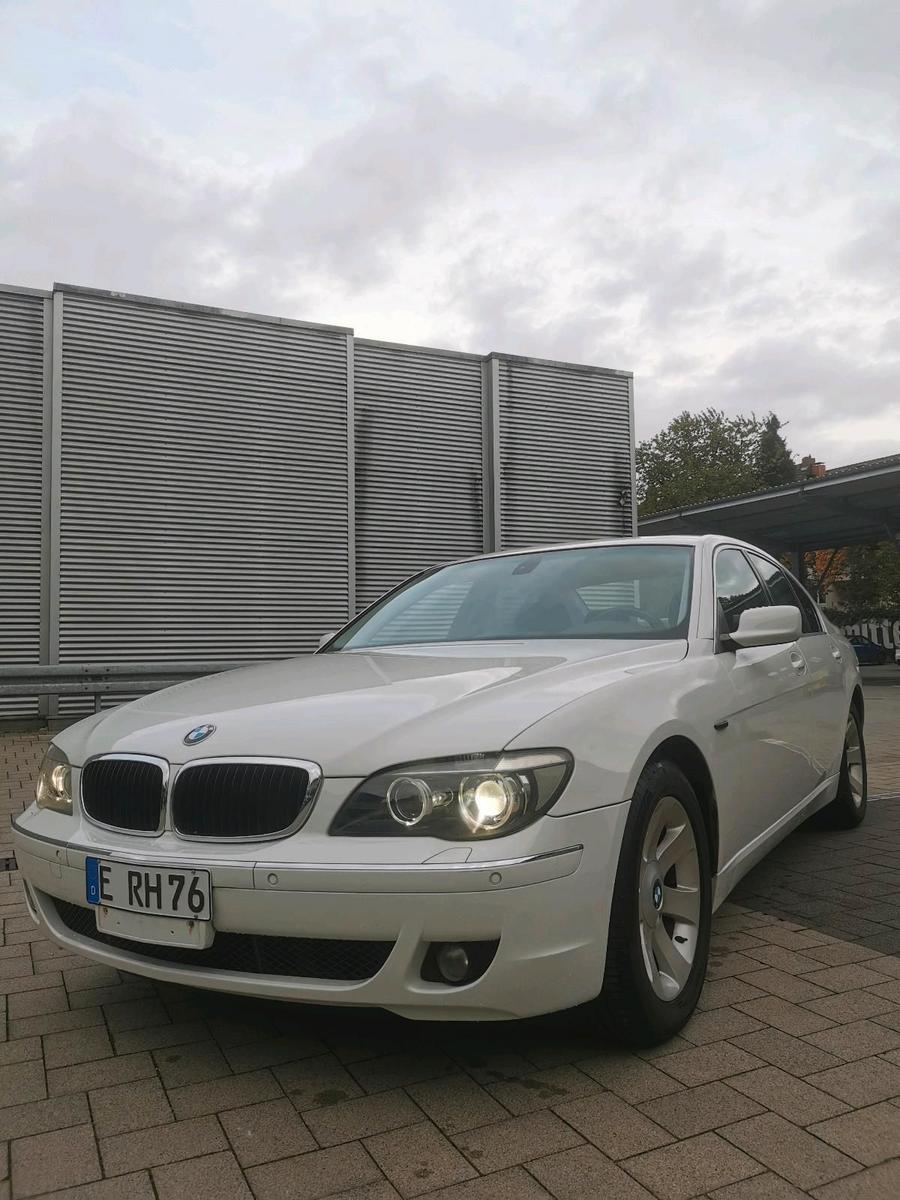 BMW 740