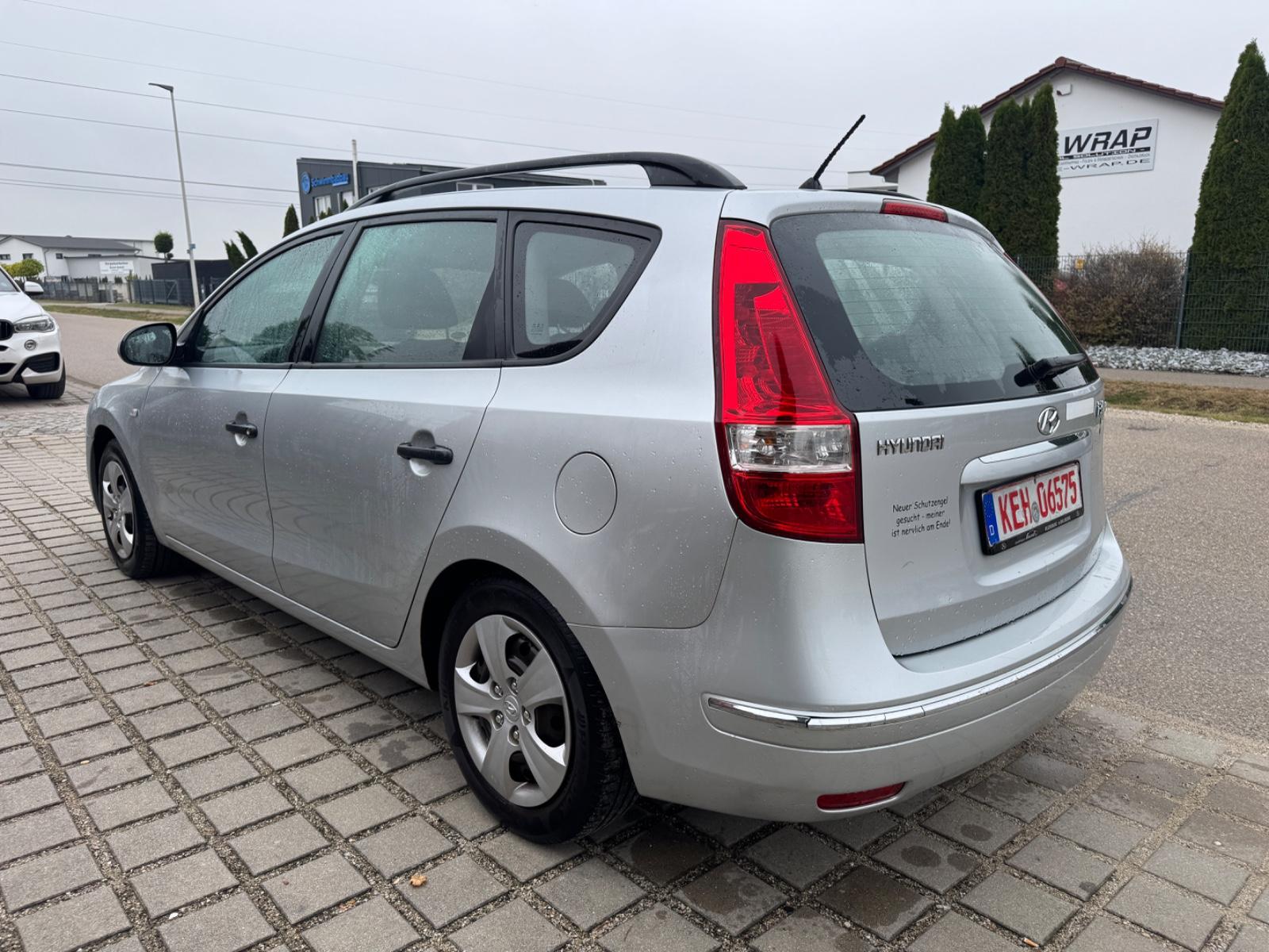 Hyundai i30 2009 — engine 1.396 cm³, 109 HP (80kW)