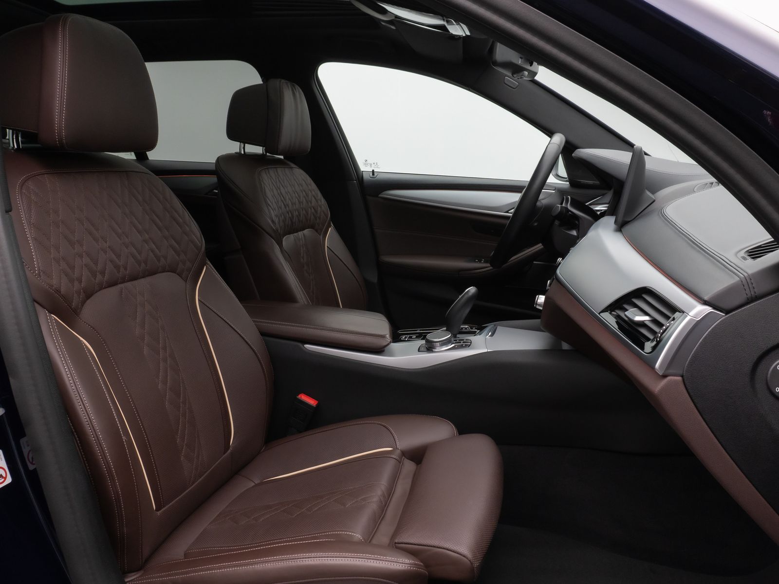 Fahrzeugabbildung BMW 520d xD Panorama Massage HUD H/K Individual-Voll