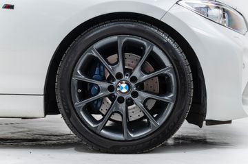 BMW M235 - 11