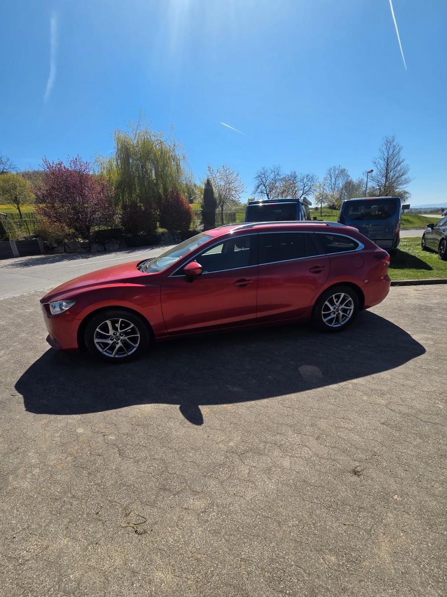 Mazda 6 Kombi Center-Line