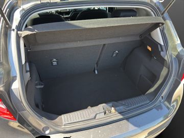 Ford Fiesta EcoBoost 1.0 KAMERA CARPLAY KLIMA