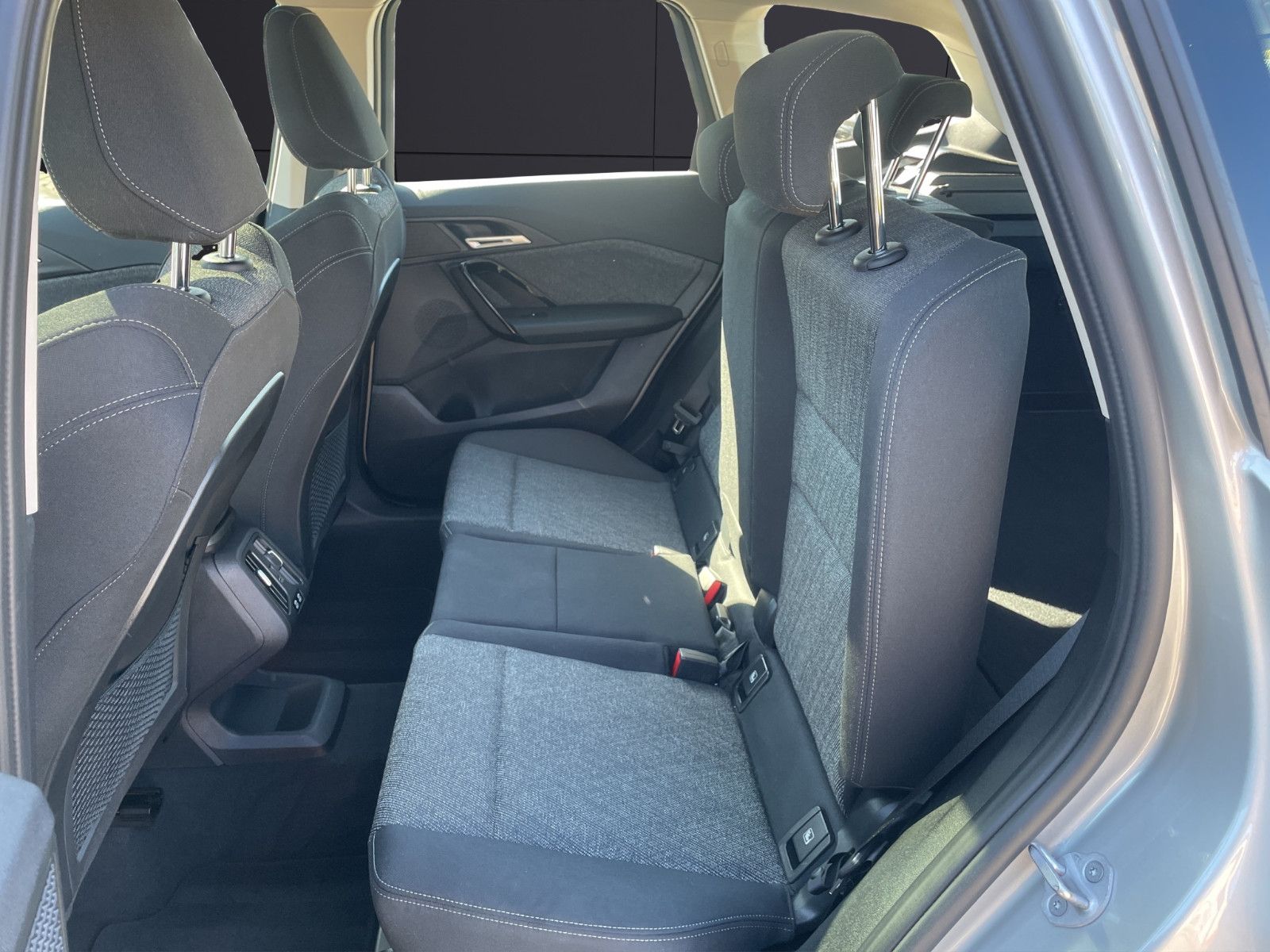 Fahrzeugabbildung BMW X1 23 i xDrive Shadow*Shzg*Pano*Navi*Cam