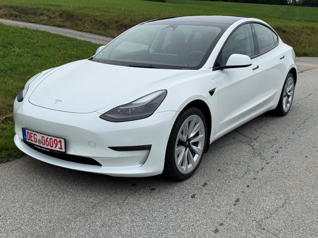 Image of Tesla Model 3