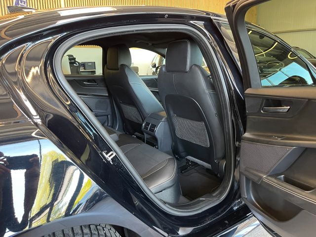 Jaguar XE R-Sport *BI-XENON*KAM*NAVI*TOUCH*LED*