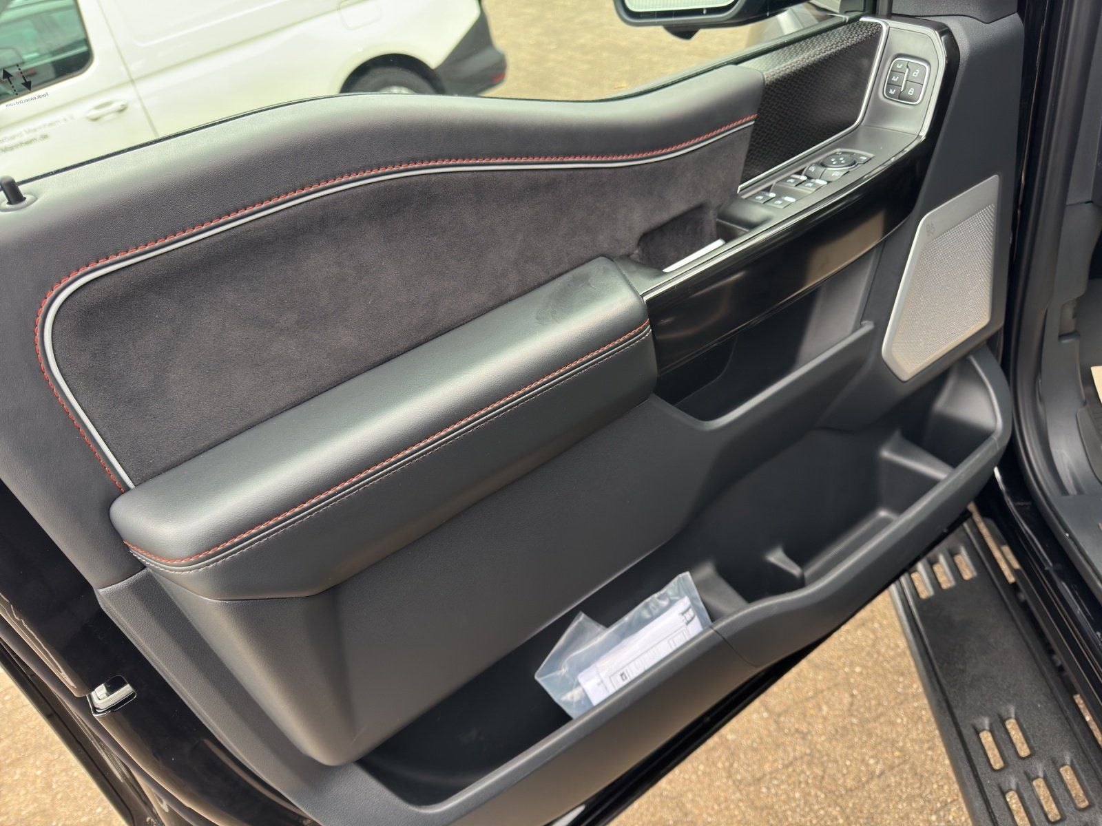 Fahrzeugabbildung Ford F150 Raptor R V8 360° KAM/NAVI/SHZ/AHK/SITZBELÜF