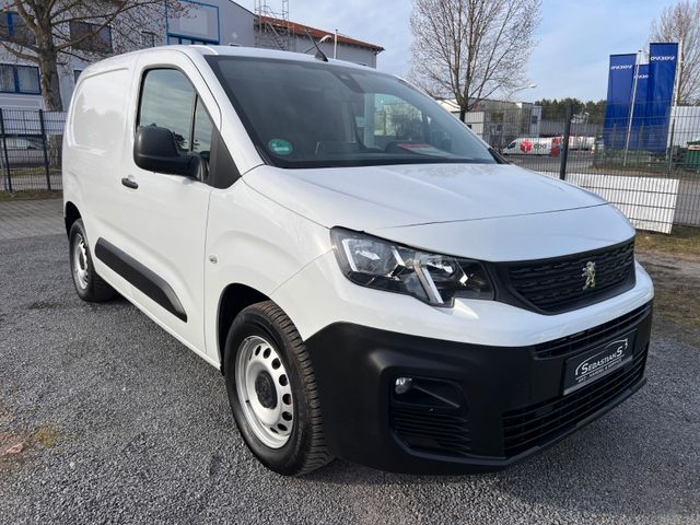 Peugeot Partner Automatik Tempomat SHZ Klima PDC 3-Sitze