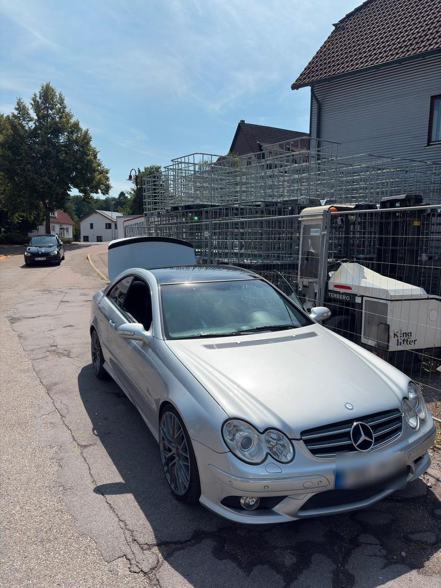 Mercedes-Benz CLK 320