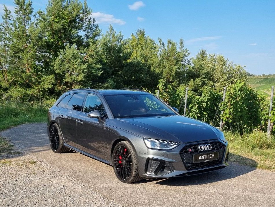 Image of Audi S4