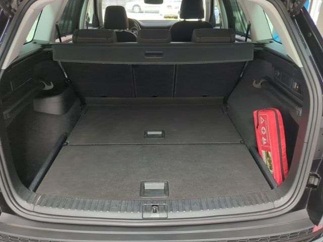 Fahrzeugabbildung SKODA Kodiaq 2.0 TDI DSG Clever AHK FRONTSCHEIBENHZG M