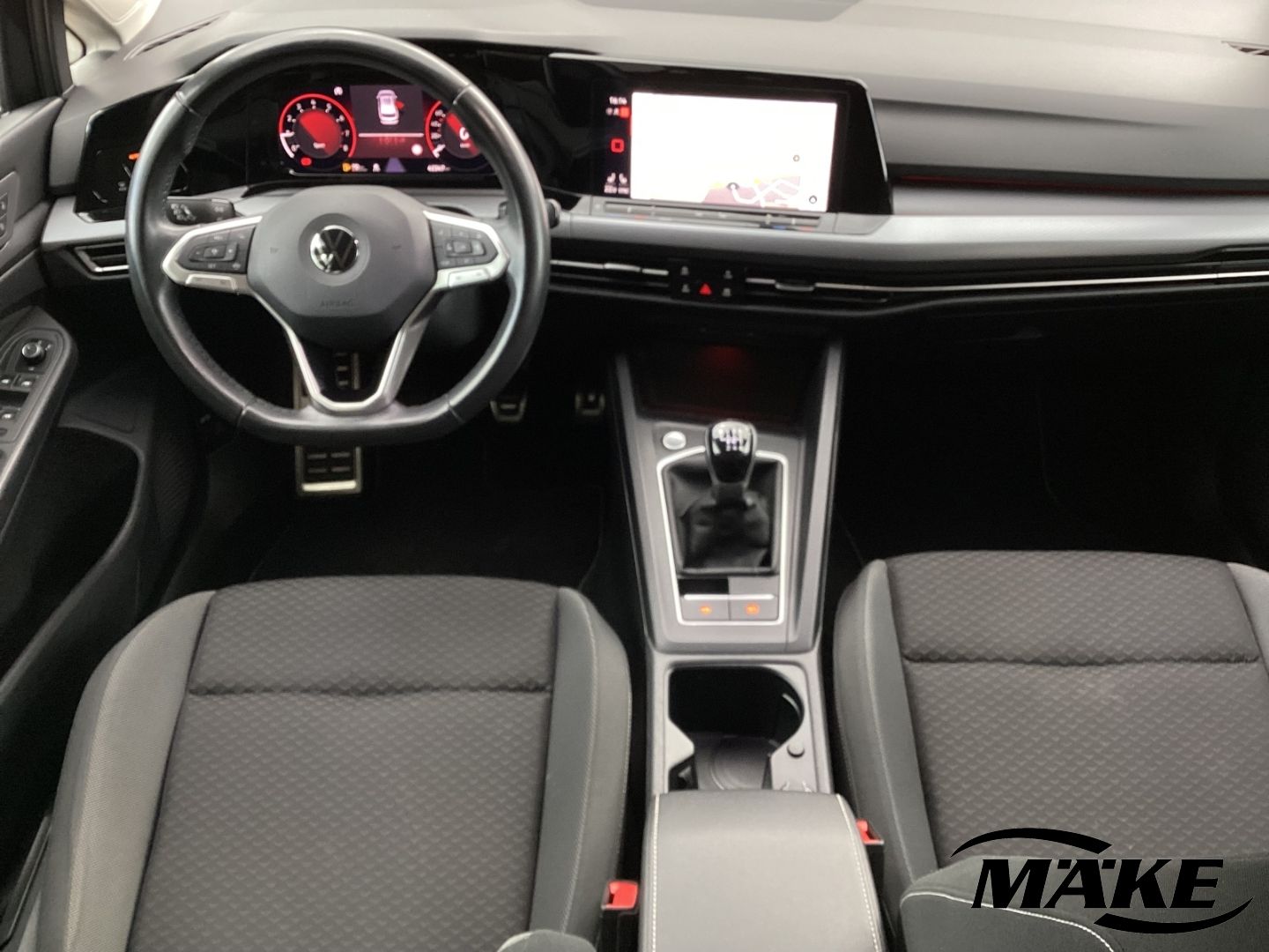 Golf Variant Active 1.5 TSI AHK LED NAV RFK ASG