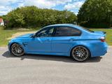 BMW M3  - BMW M3: Blau