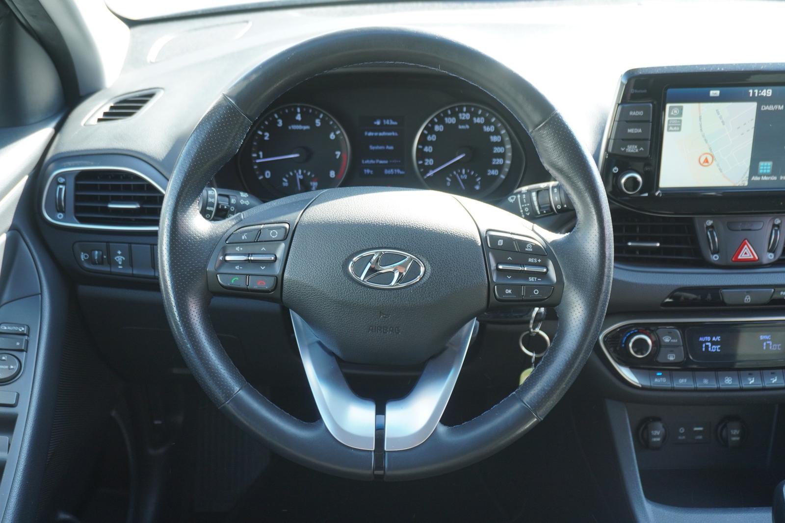 Hyundai i30 Kombi 1.4 T-GDI YES! Navi Kamera Sitzheizung