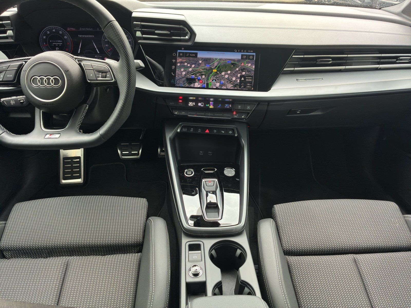Fahrzeugabbildung Audi A3 Allstreet 35 TFSI S Line, Kamera,LED,Navi