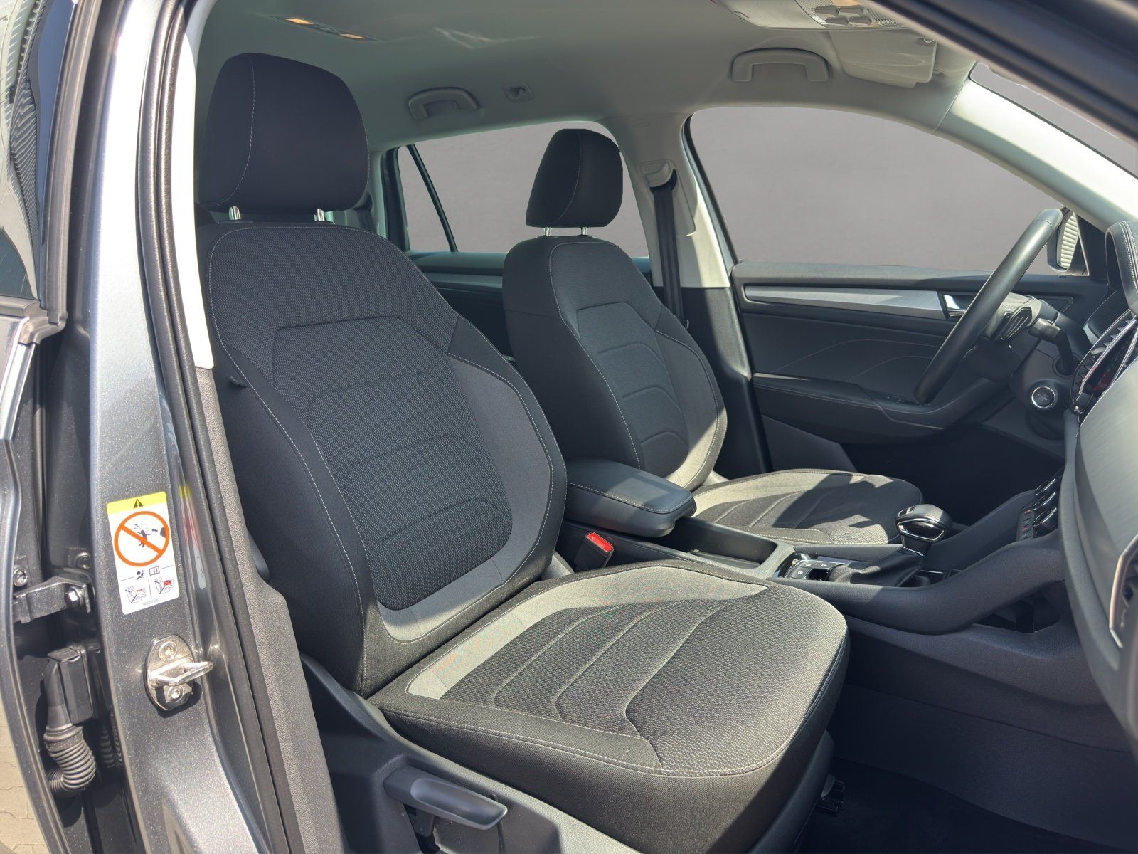 Fahrzeugabbildung SKODA Kodiaq 1.5 TSI DSG Ambition/AHK/KAMERA/ACC/