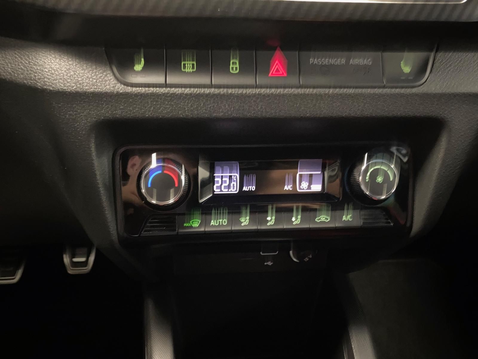 Fahrzeugabbildung SKODA Fabia Monte Carlo 1.0 TSI+APP+KLIMA+LED+SITZHEIZ