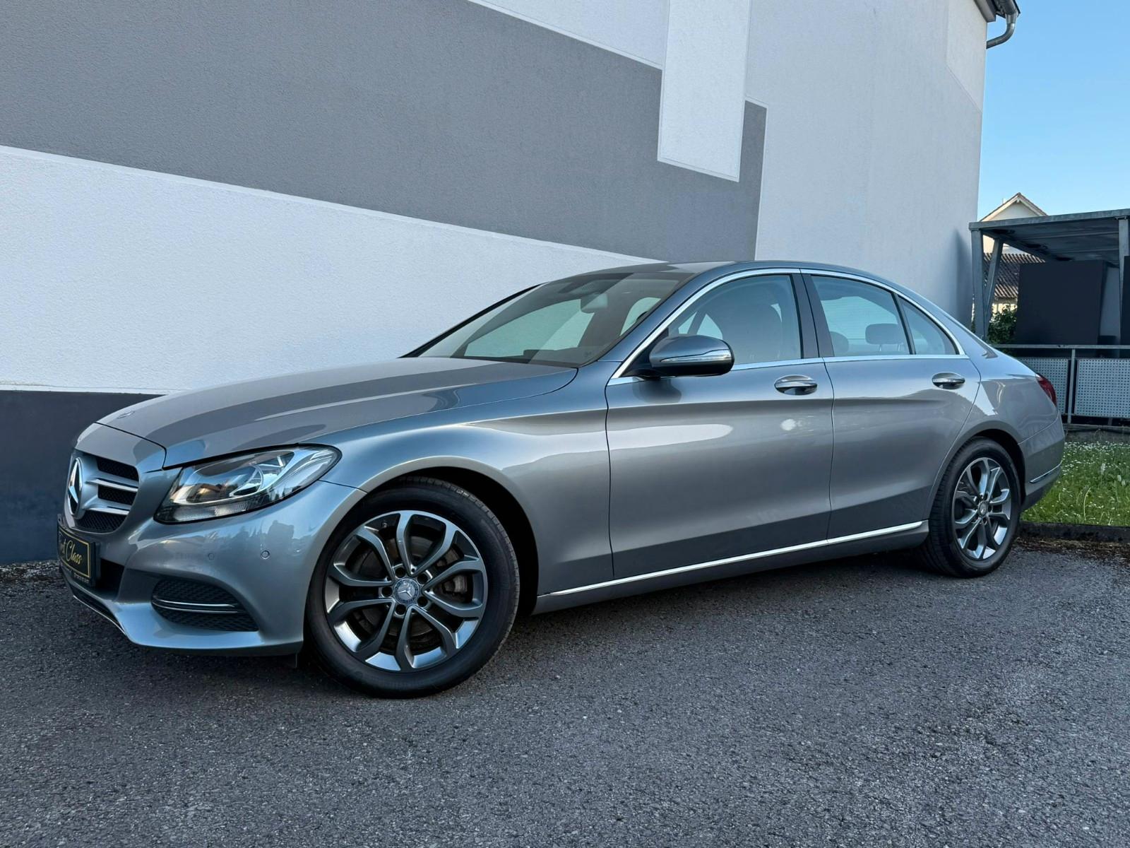 Mercedes-Benz C 200 CGI Lim. Avantgarde Scheckheft bei MB,8-Fa
