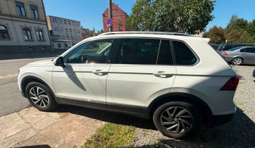 Volkswagen Tiguan - 5