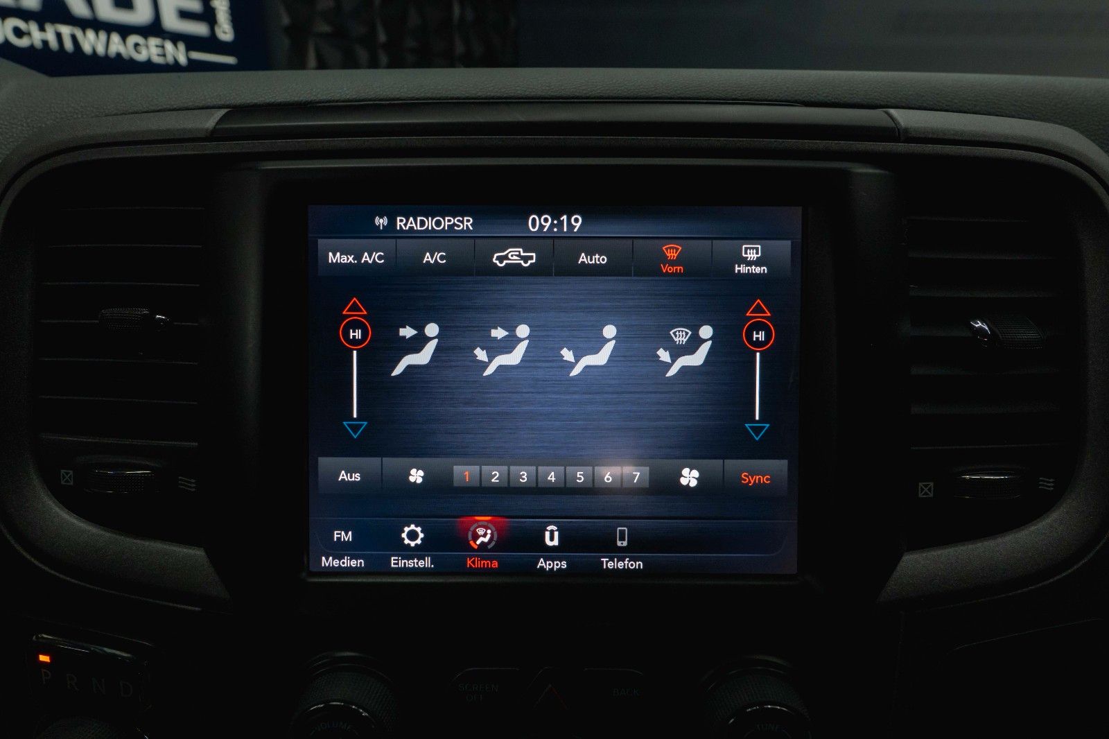 Fahrzeugabbildung Dodge RAM 5.7 V8 HEMI 4x4 OFFROAD Night-Paket *LED*AHK