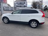 Volvo XC60 Momentum AWD*Inspektion Neu*TÜV 10/27*Euro5 - Volvo Gebrauchtwagen von 2009