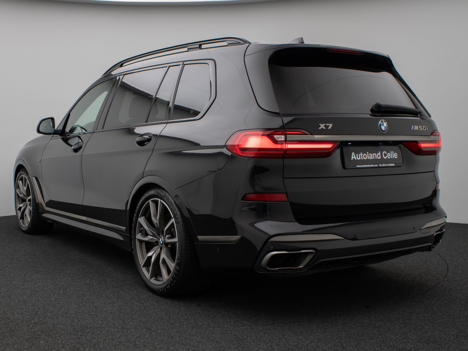 Fahrzeugabbildung BMW X7 M50i Panorama Laser 360°HUD H/K SoftCl 22Zoll